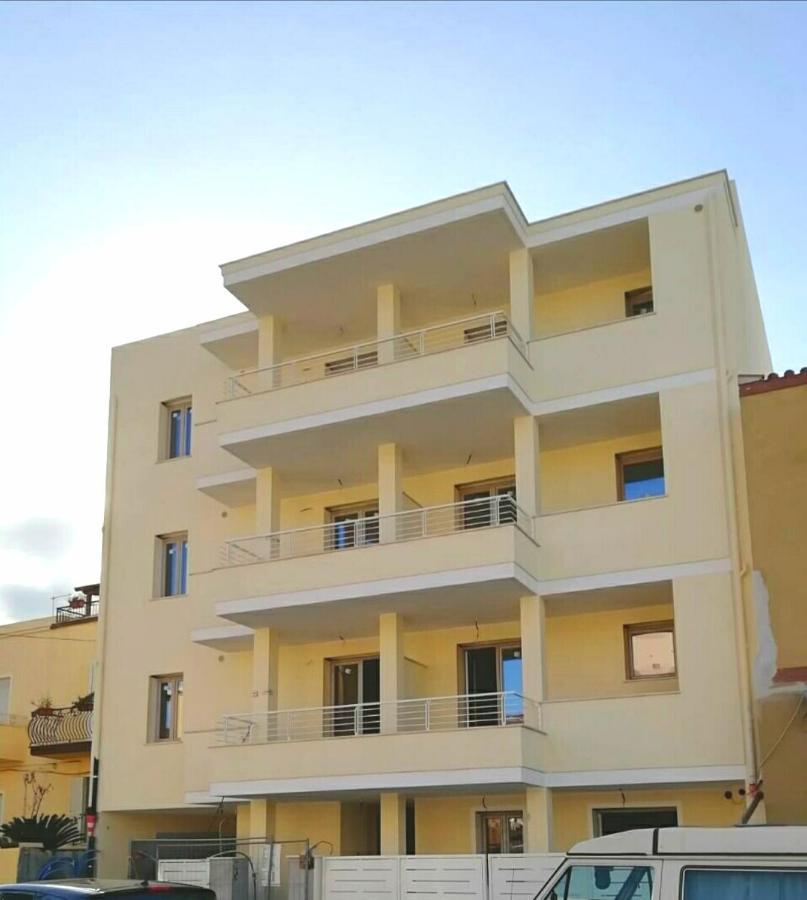 Skyfive Earth Apartment Алгеро Екстериор снимка
